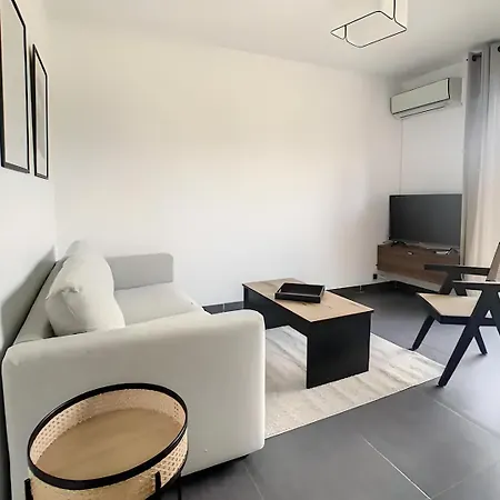 Superbe 2p Avec Place De Parking Apartamento *